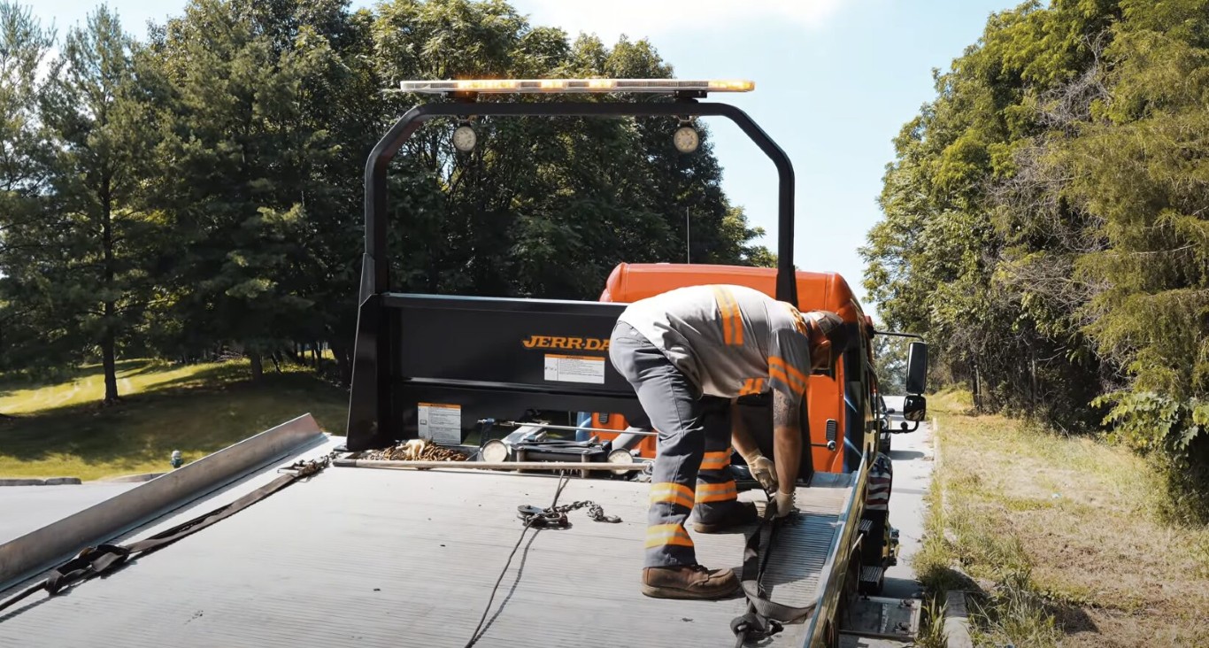 Flatbed Towing service in Aventura, FL